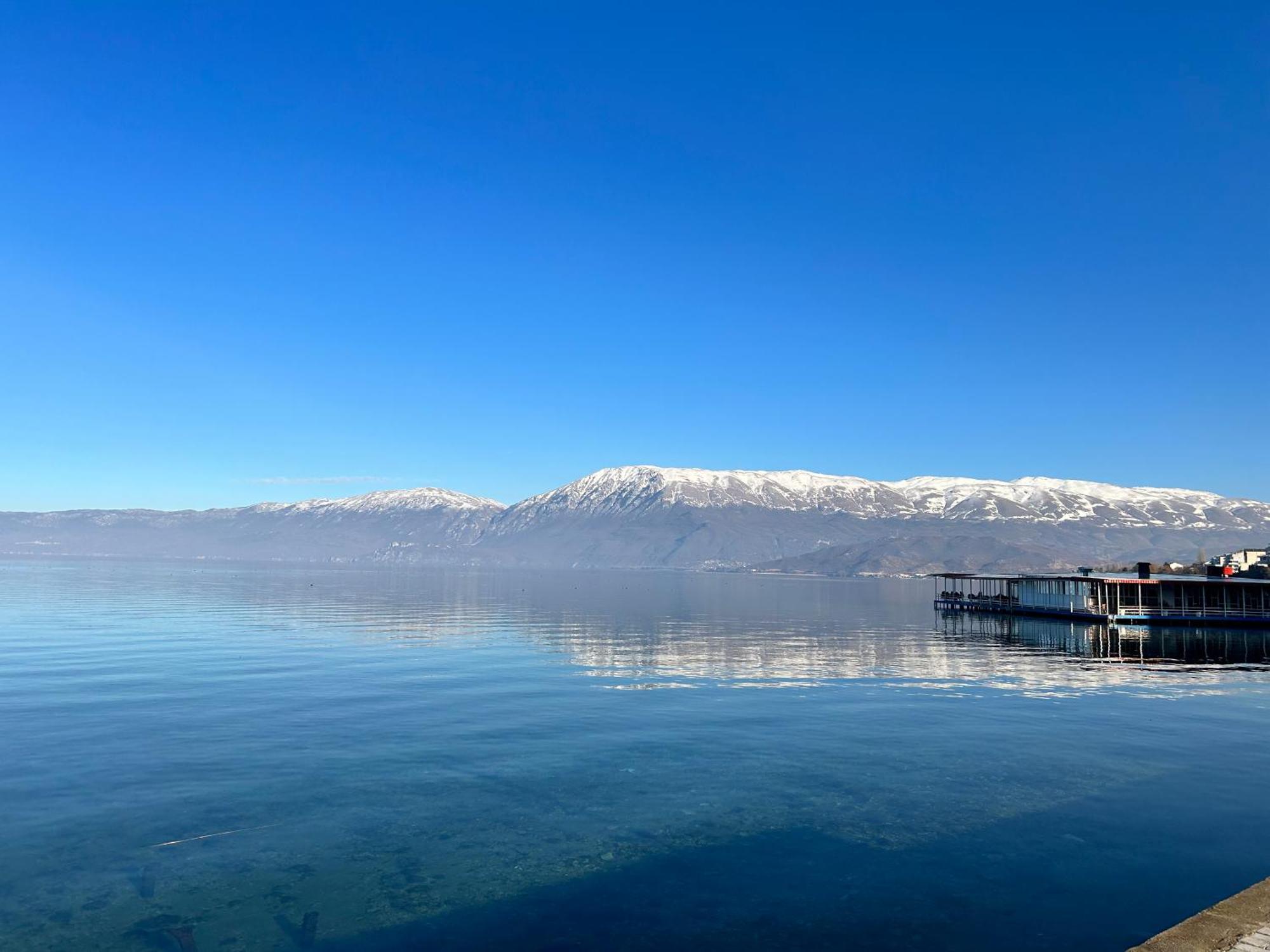 Lake Ohrid Guesthouse "Villa Valentina" Поградец Экстерьер фото